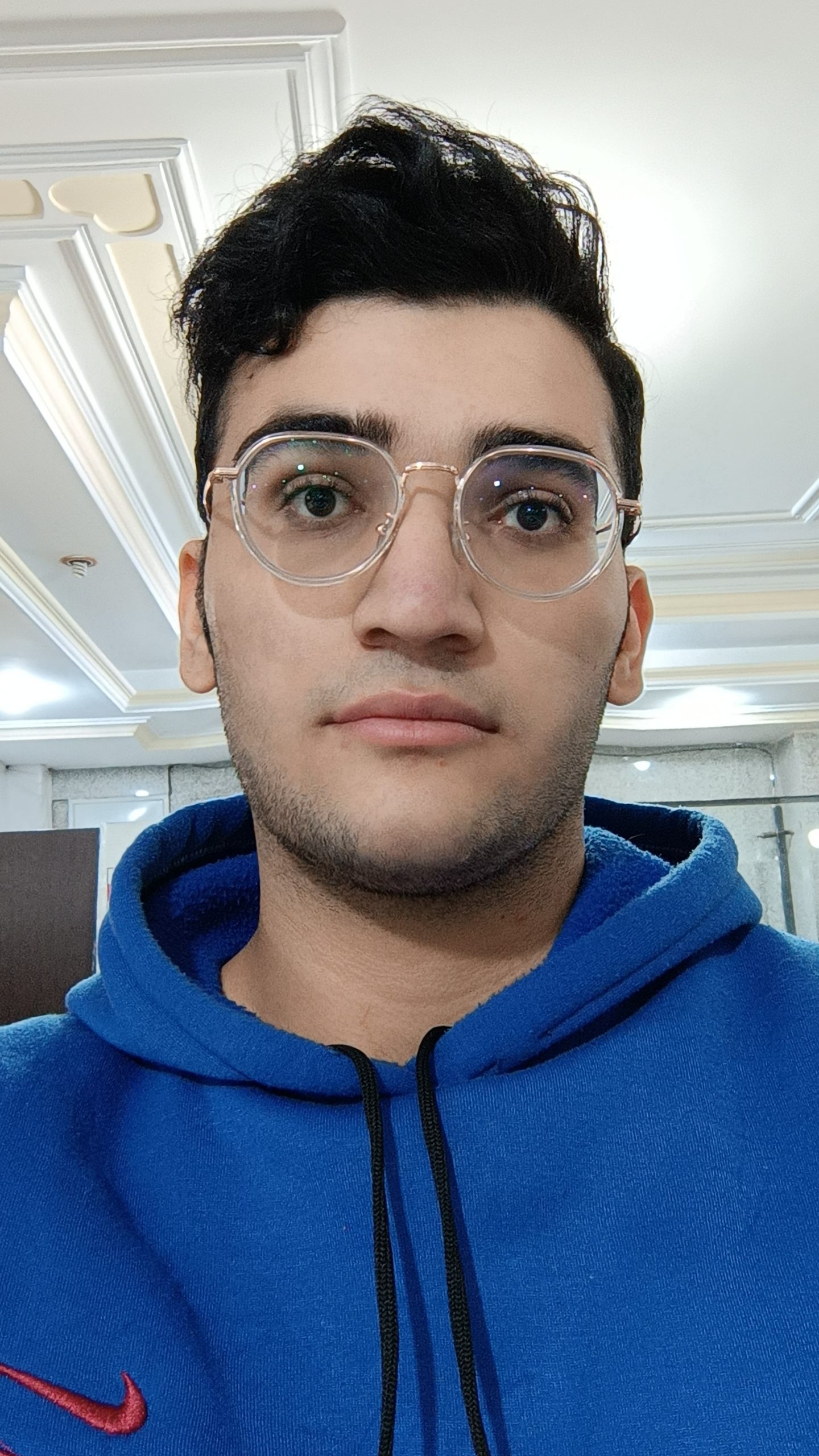 Mobin Alizadeh